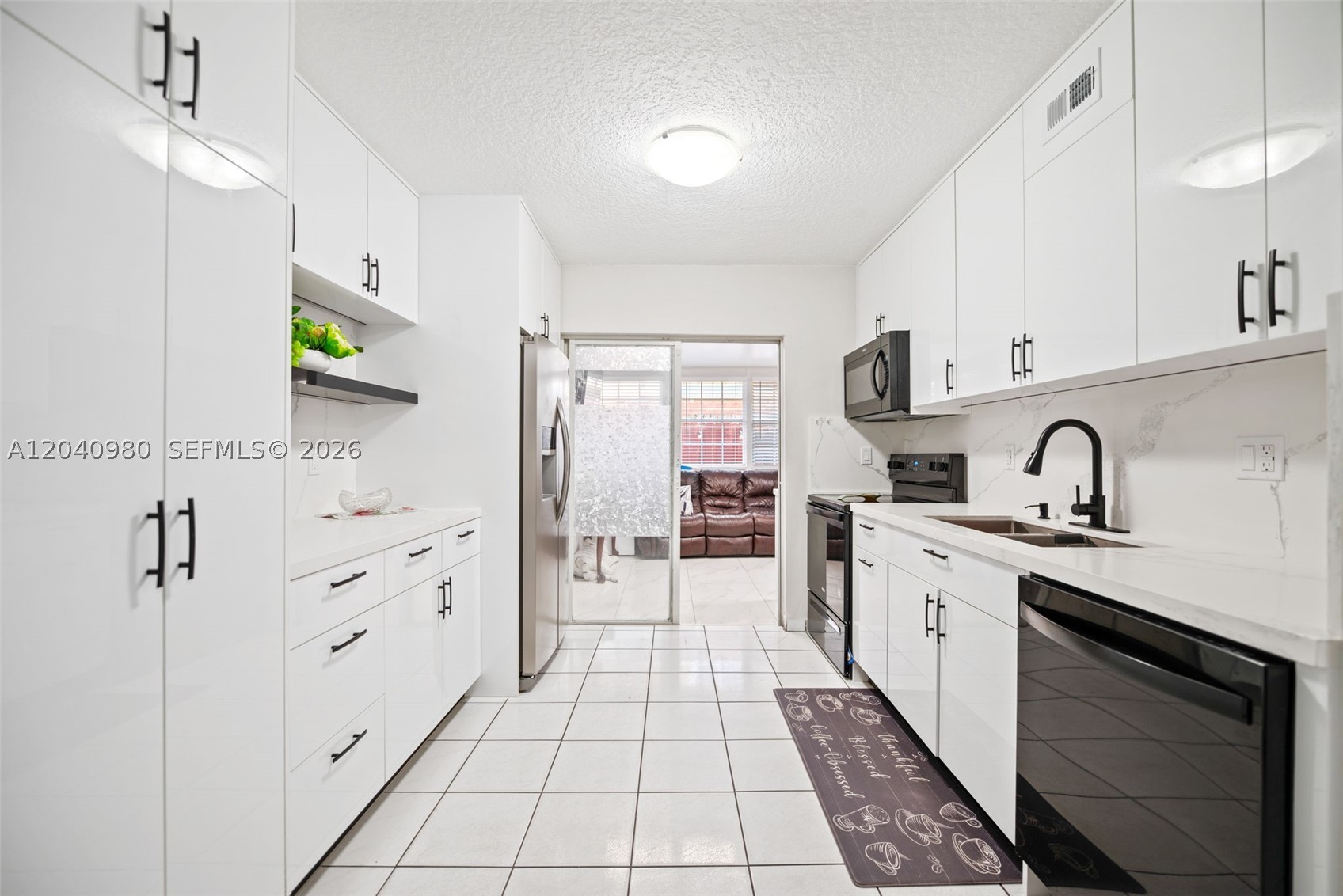 7817 W 36th Ave #101, Hialeah FL 33018