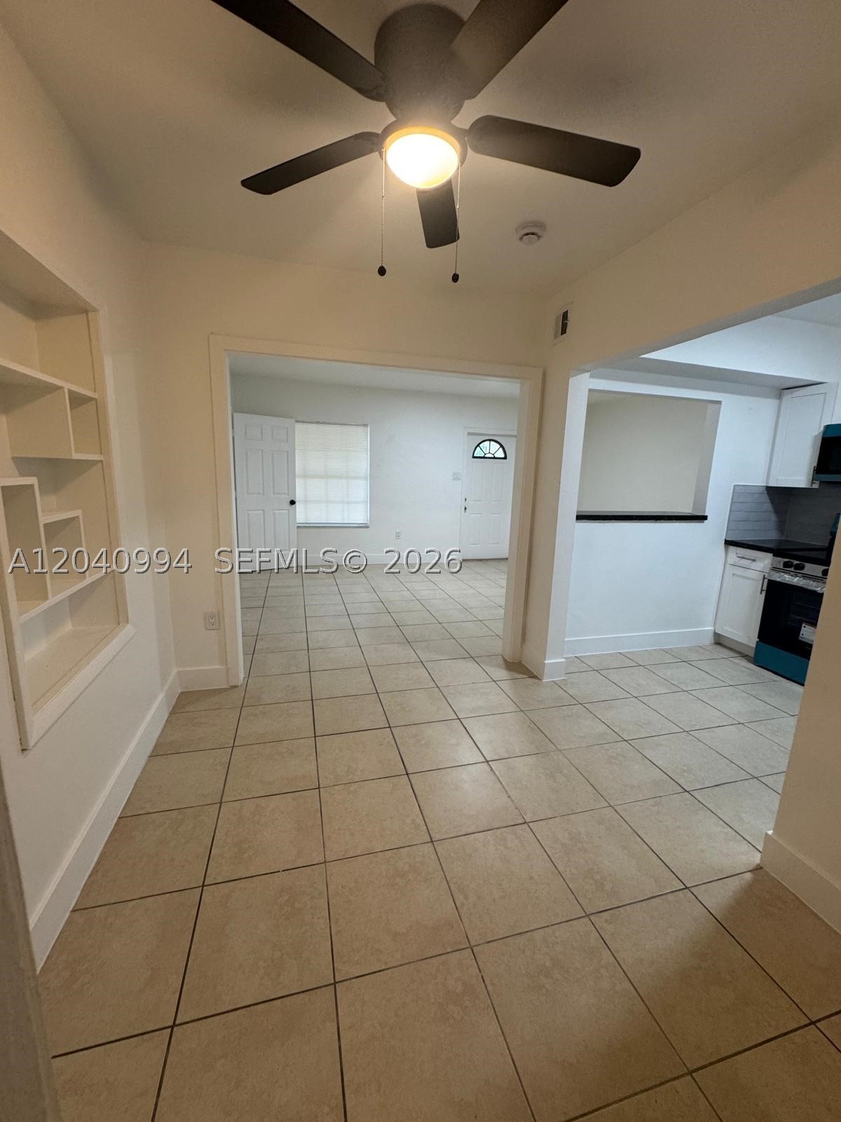 820 NE 141st St, North Miami FL 33161