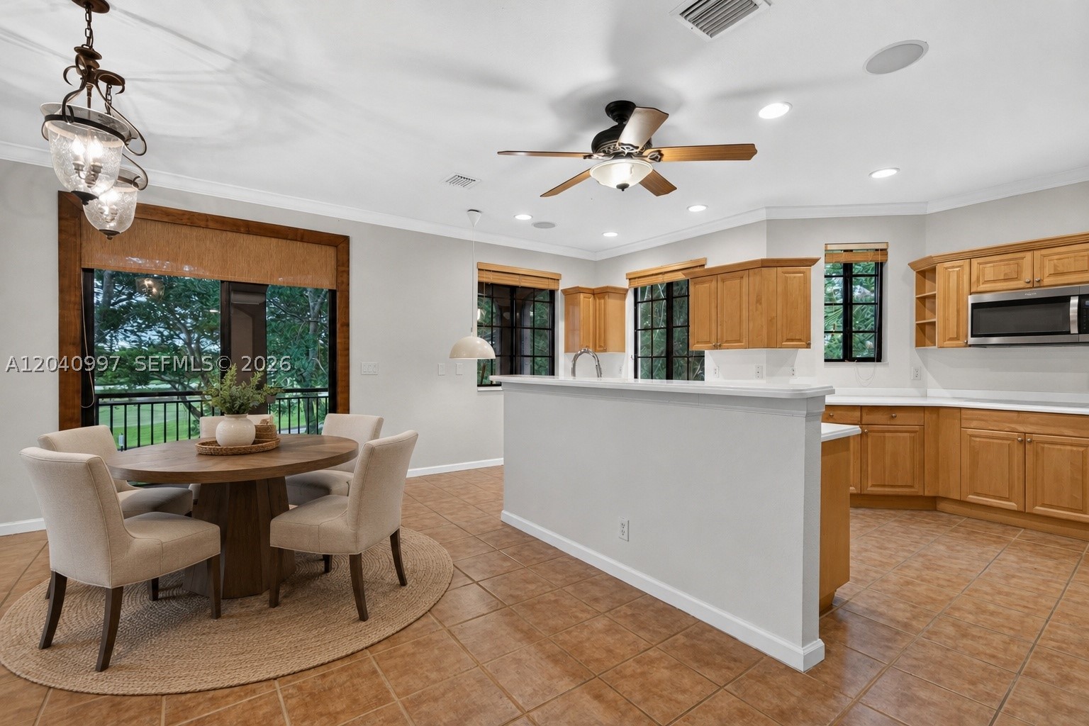 2767 Kinsington Cir #8-4, Weston FL 33332