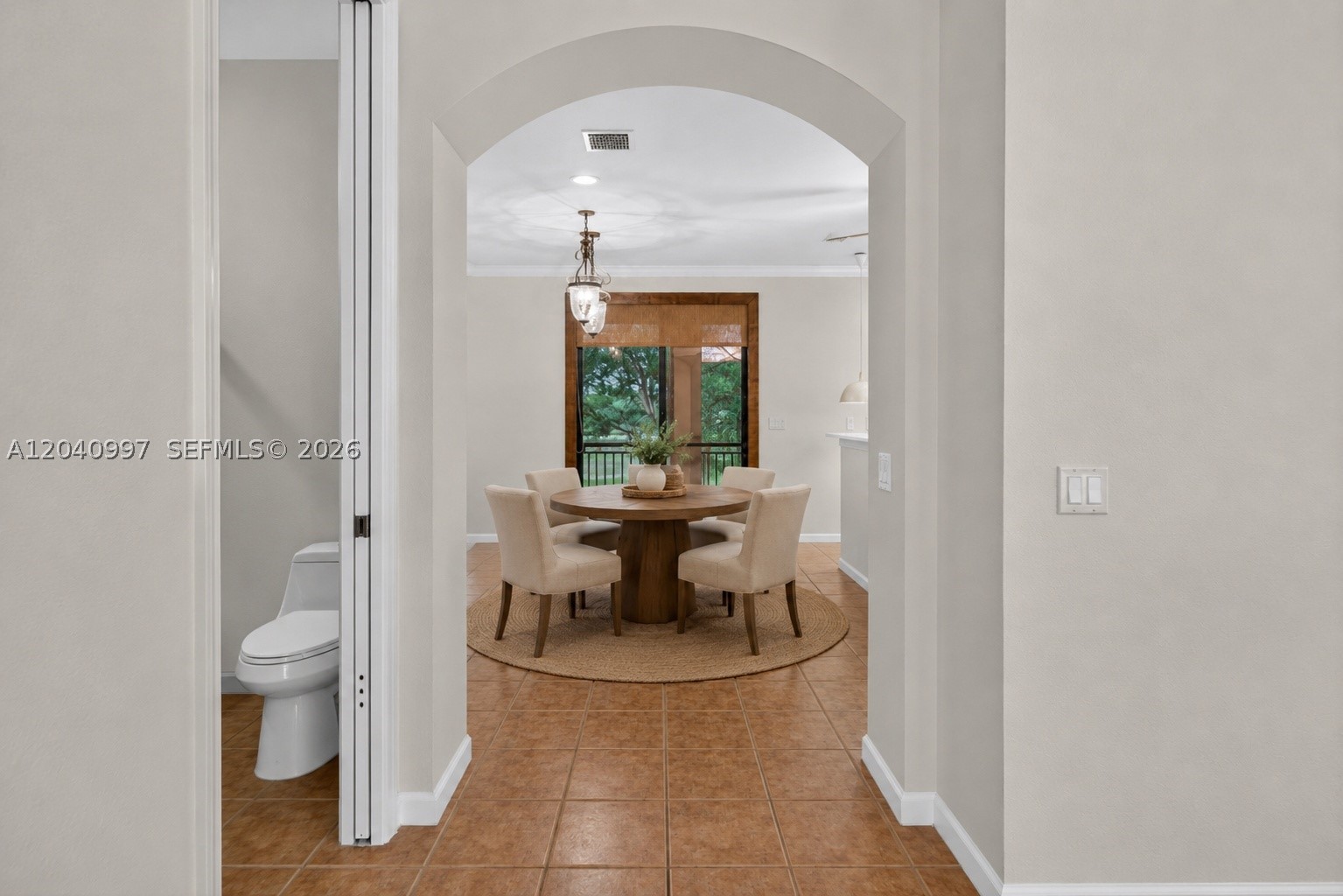 2767 Kinsington Cir #8-4, Weston FL 33332