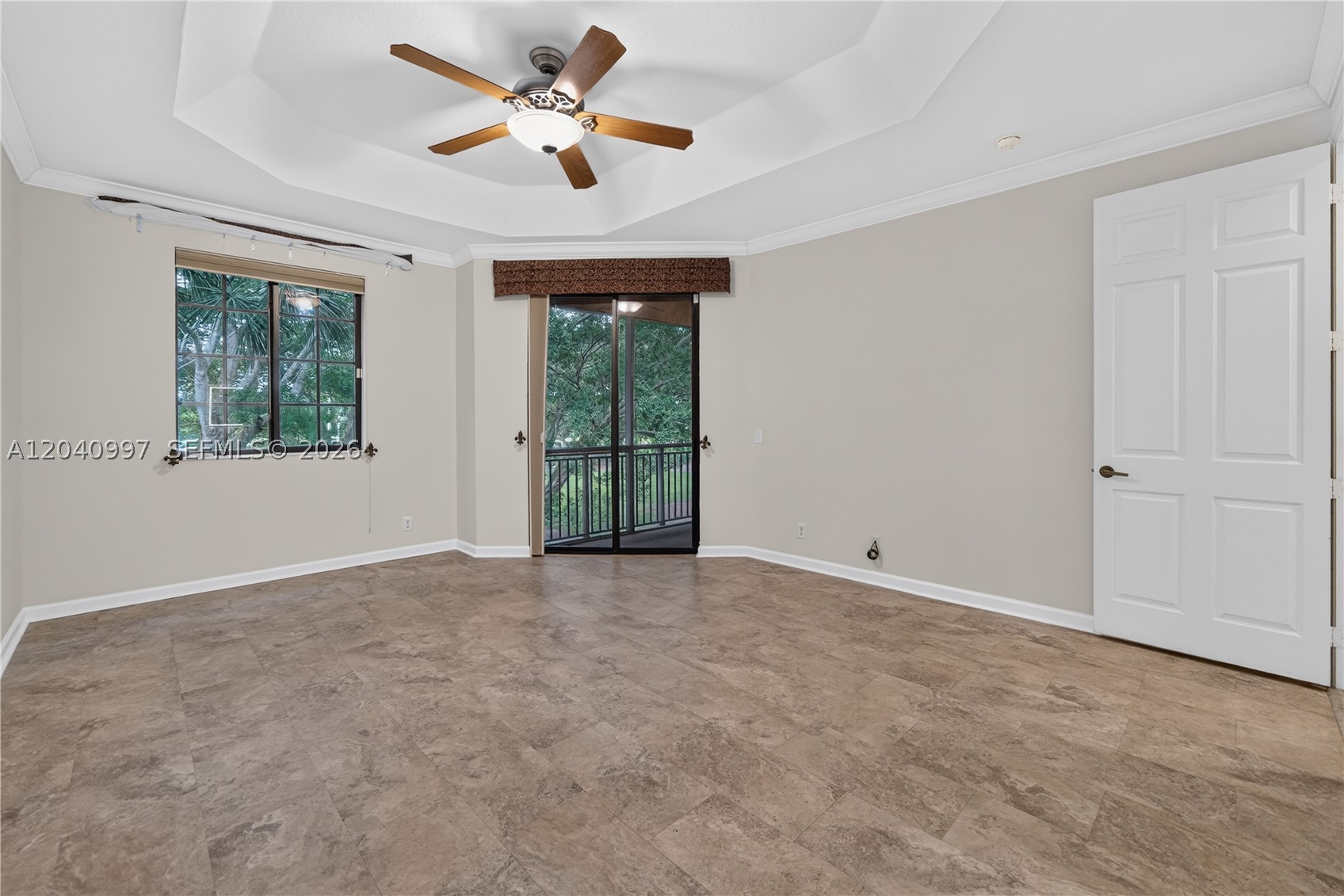 2767 Kinsington Cir #8-4, Weston FL 33332
