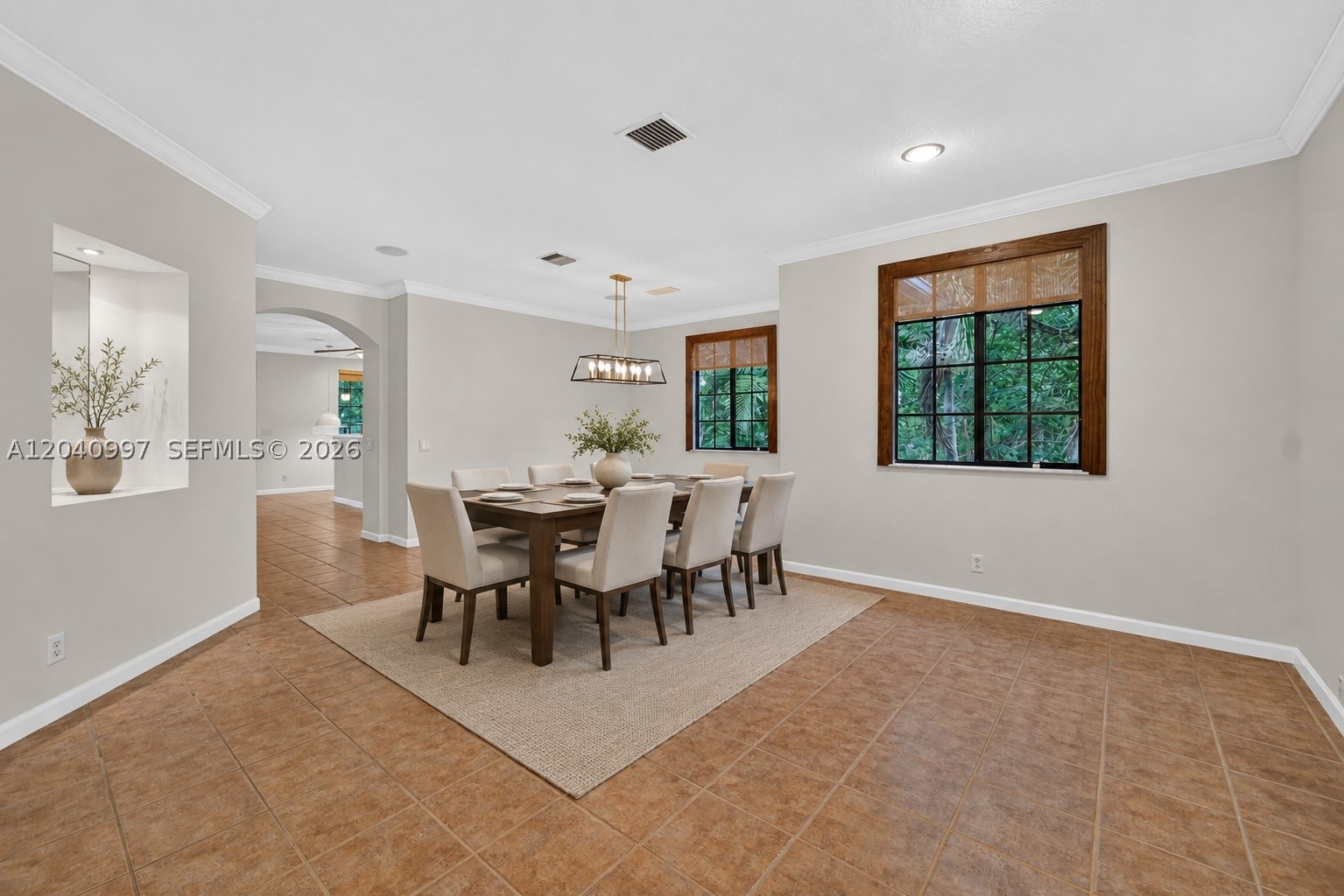 2767 Kinsington Cir #8-4, Weston FL 33332