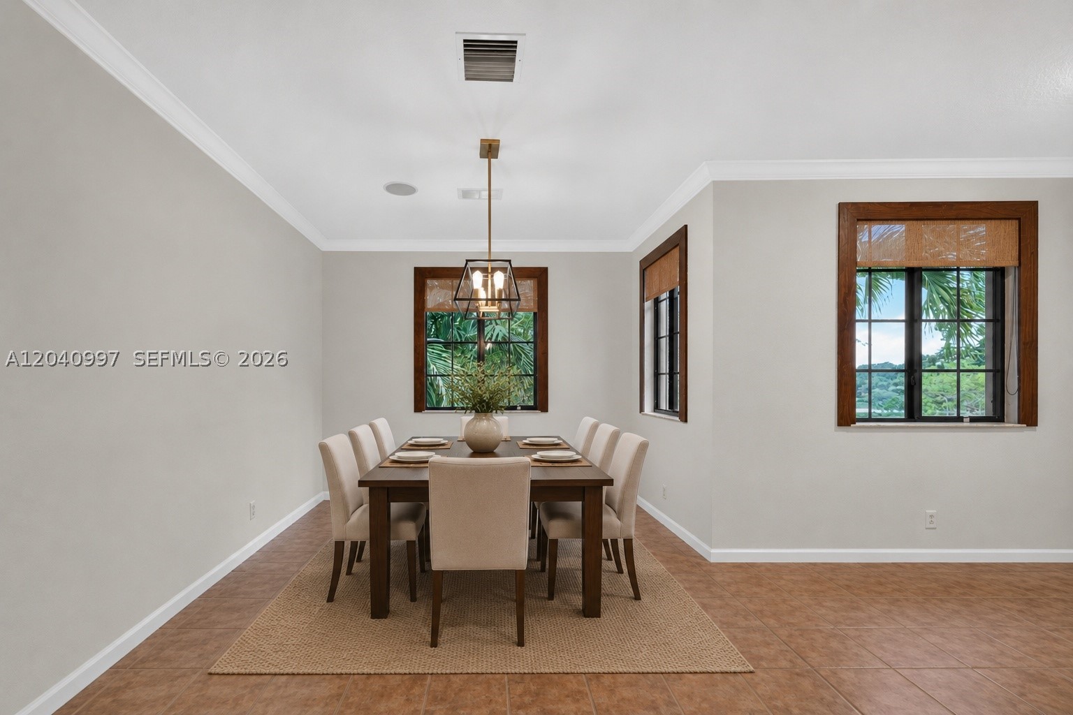 2767 Kinsington Cir #8-4, Weston FL 33332