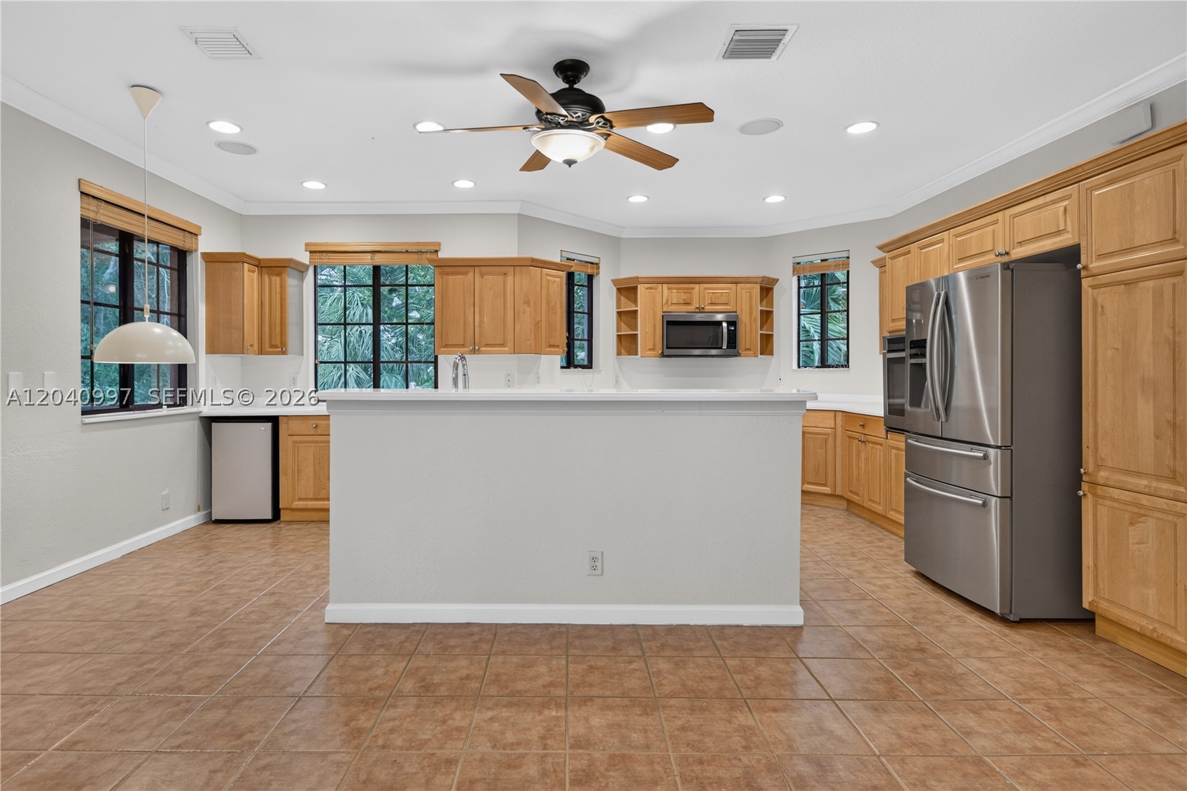 2767 Kinsington Cir #8-4, Weston FL 33332