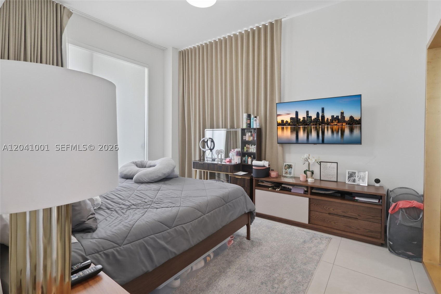 5350 NW 84th Ave #1901, Doral FL 33166