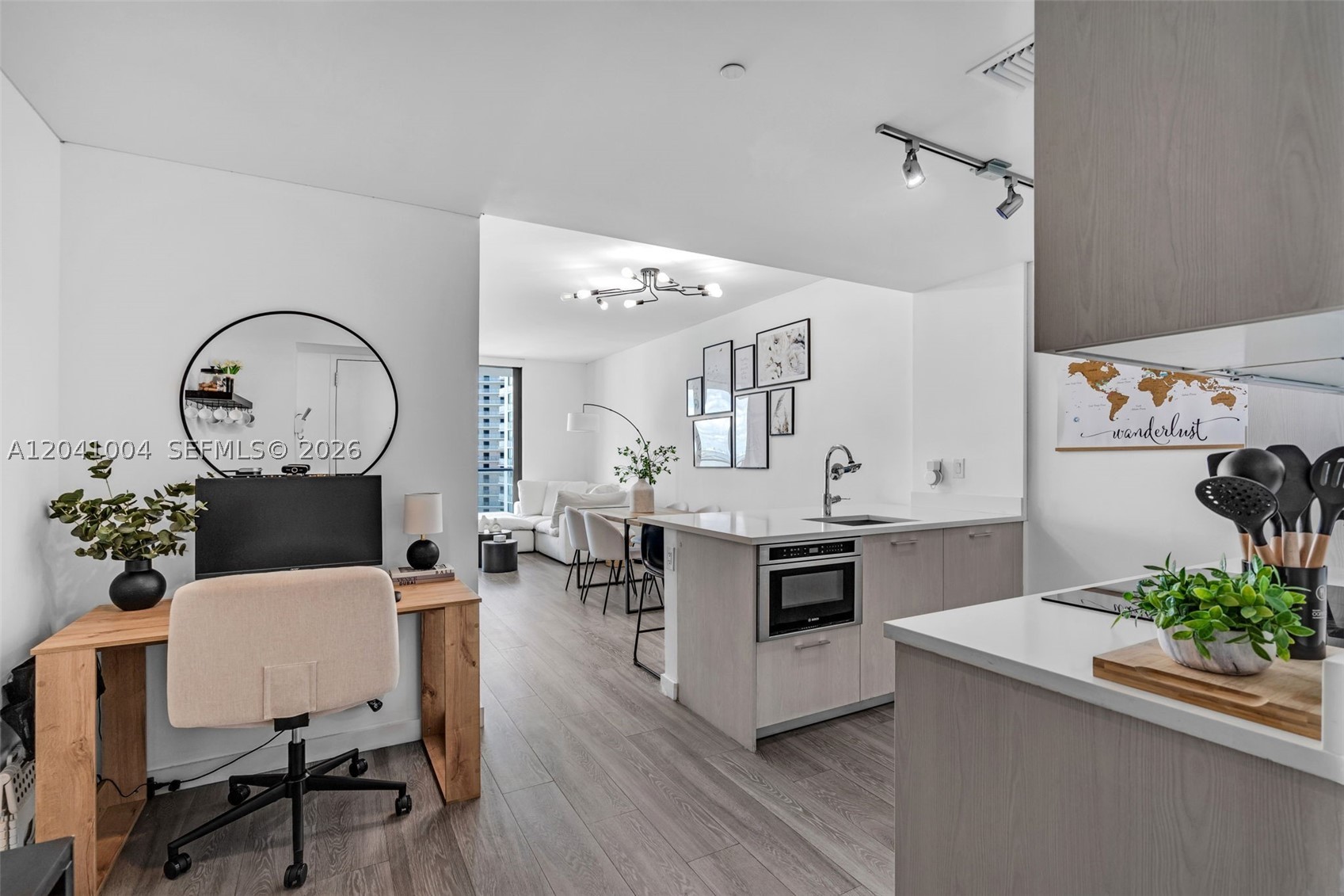 501 NE 31st St #3704, Miami FL 33137