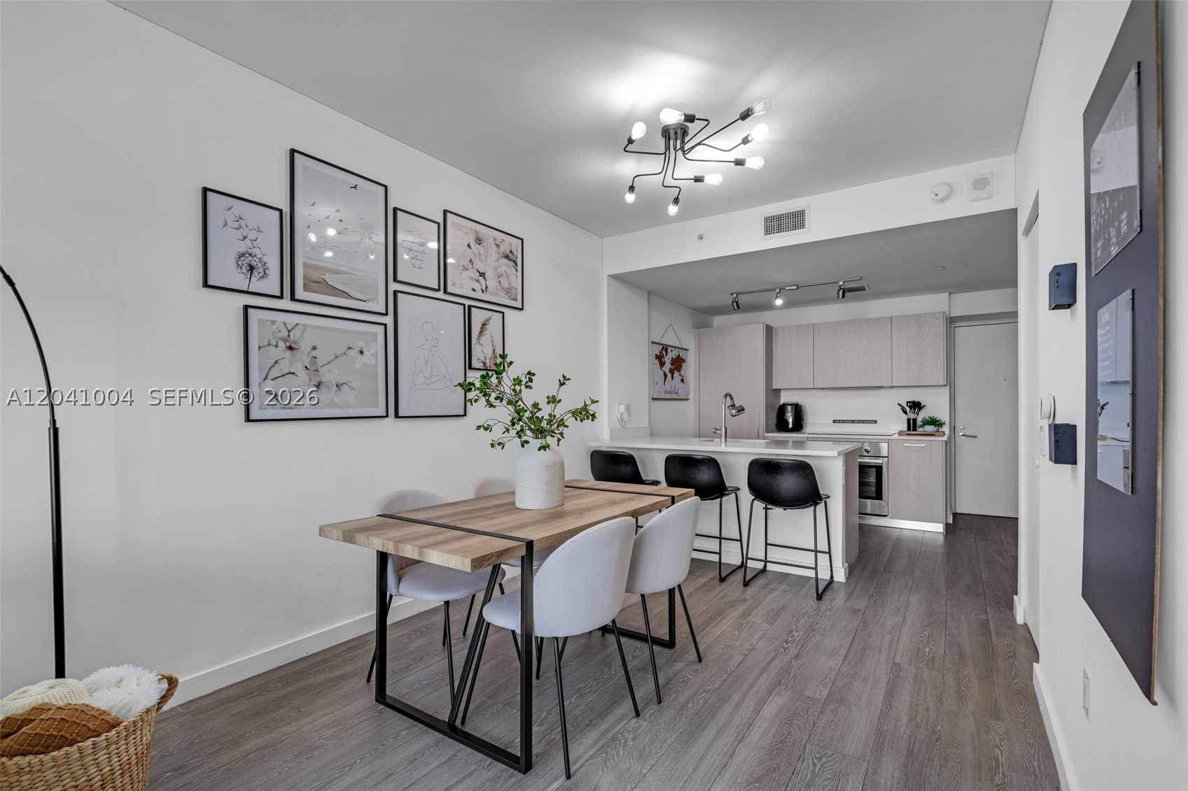 501 NE 31st St #3704, Miami FL 33137