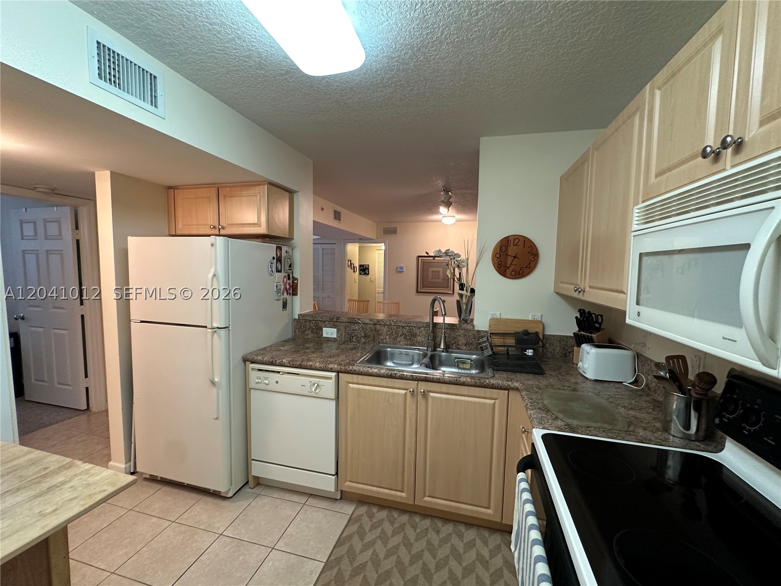 619 E Sheridan St #105, Dania Beach FL 33004