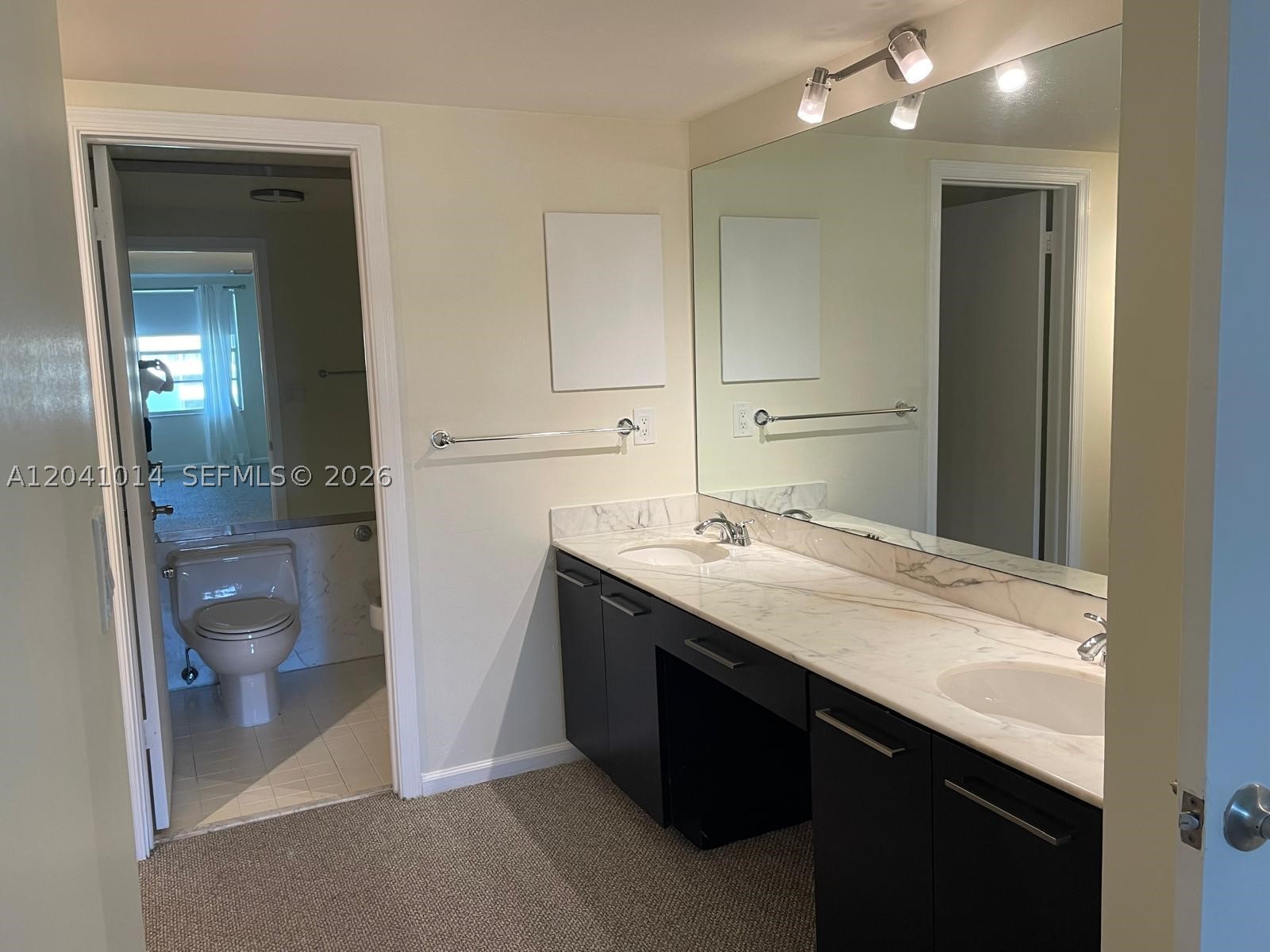 155 Ocean Lane Dr #811, Key Biscayne FL 33149
