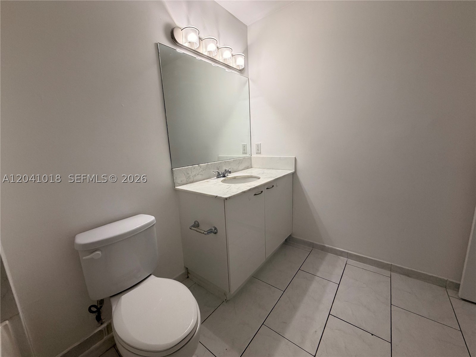133 NE 2nd Ave #209, Miami FL 33132