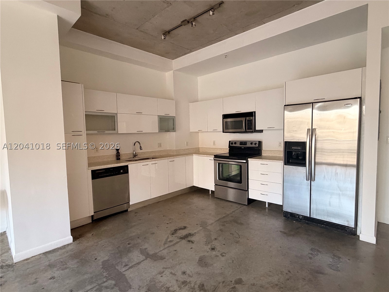 133 NE 2nd Ave #209, Miami FL 33132