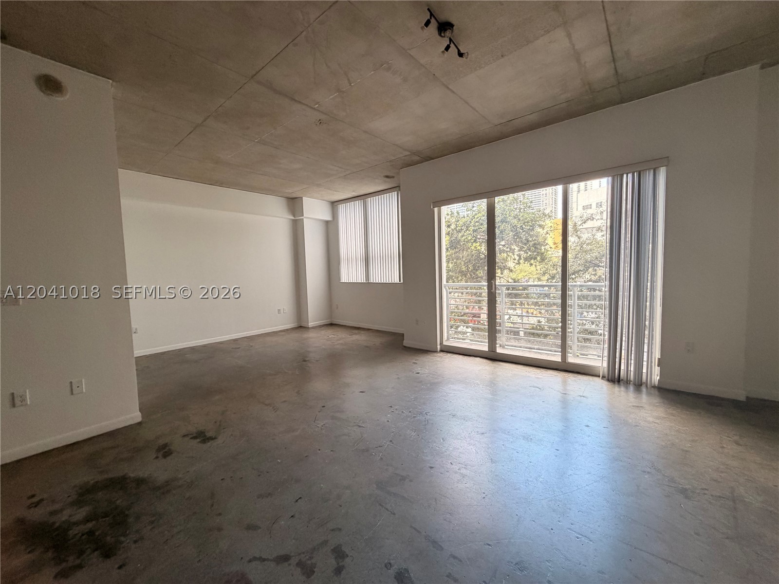 133 NE 2nd Ave #209, Miami FL 33132