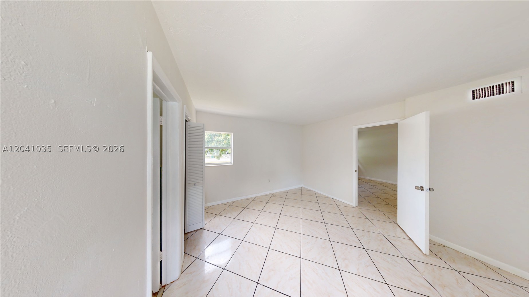 6811 SW 16th St, Miami FL 33155