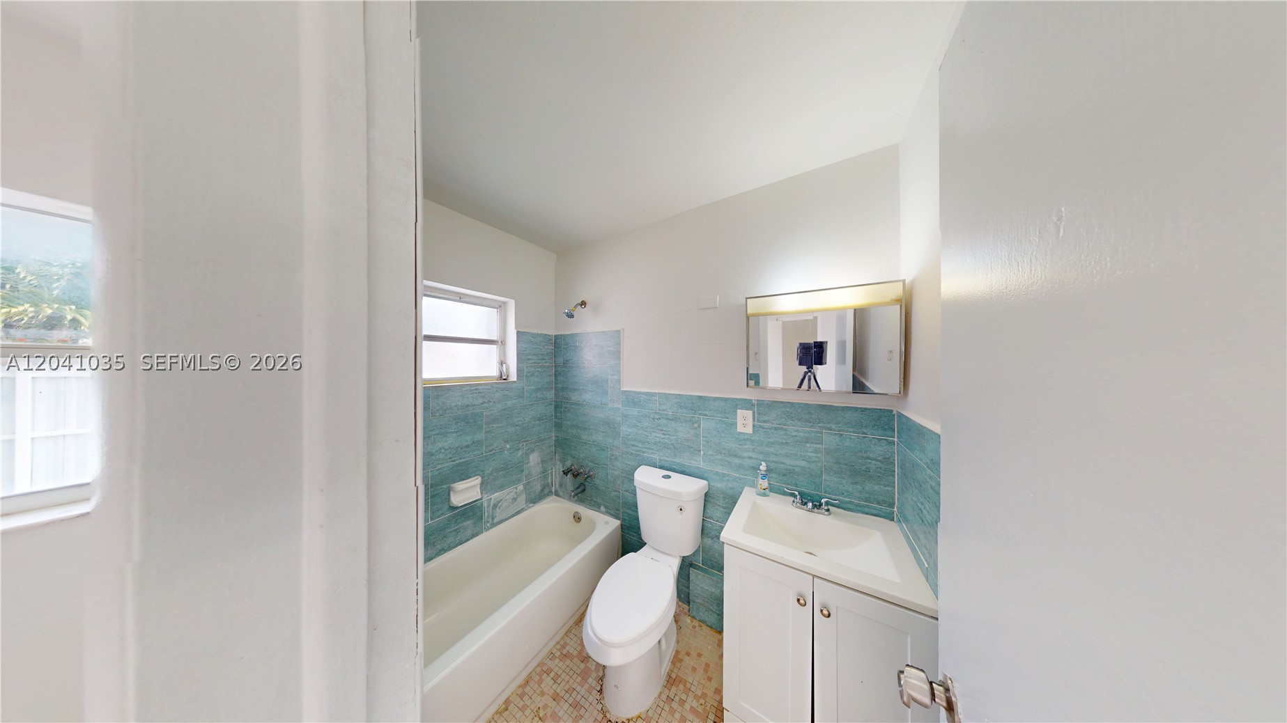 6811 SW 16th St, Miami FL 33155