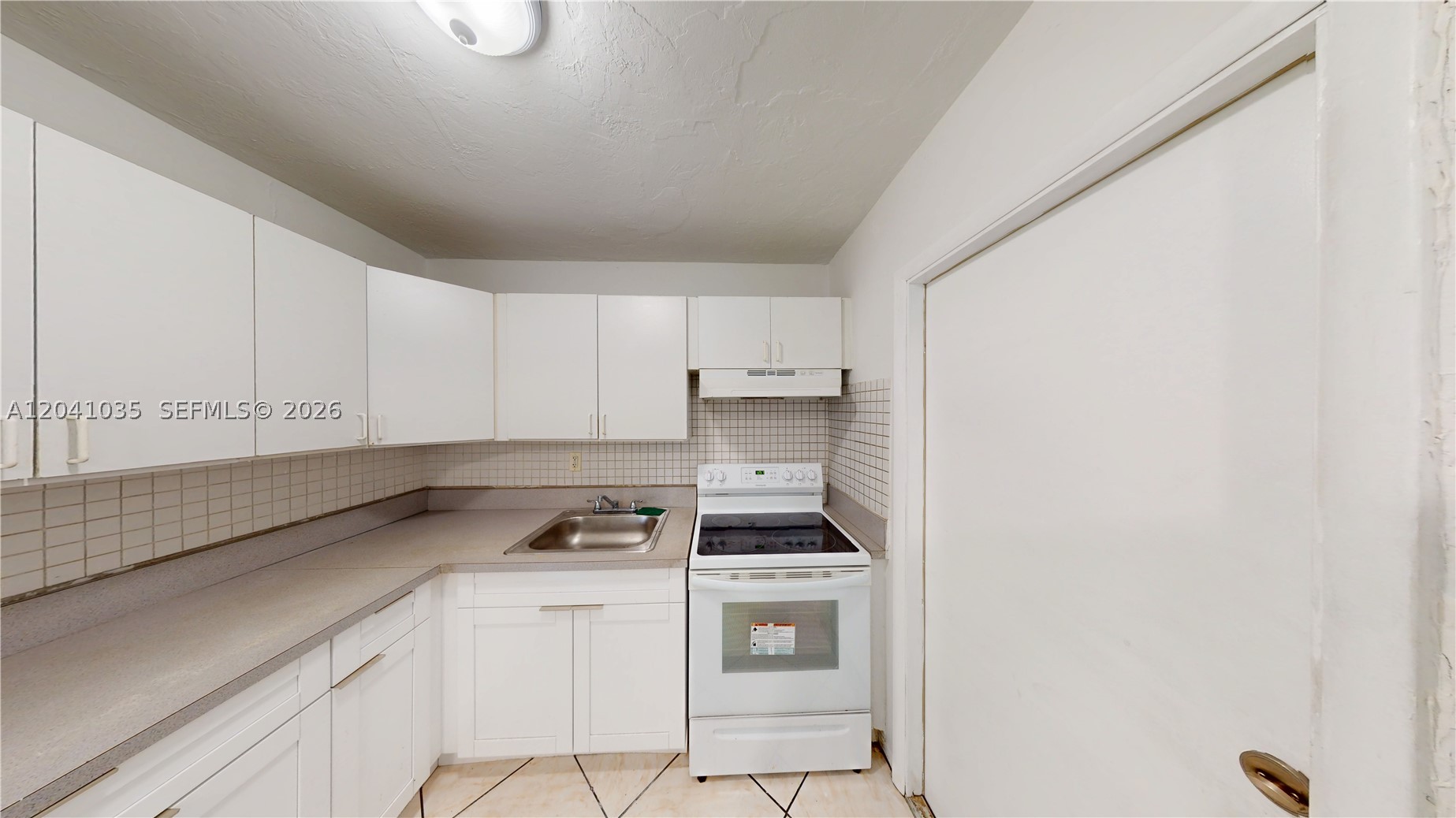 6811 SW 16th St, Miami FL 33155