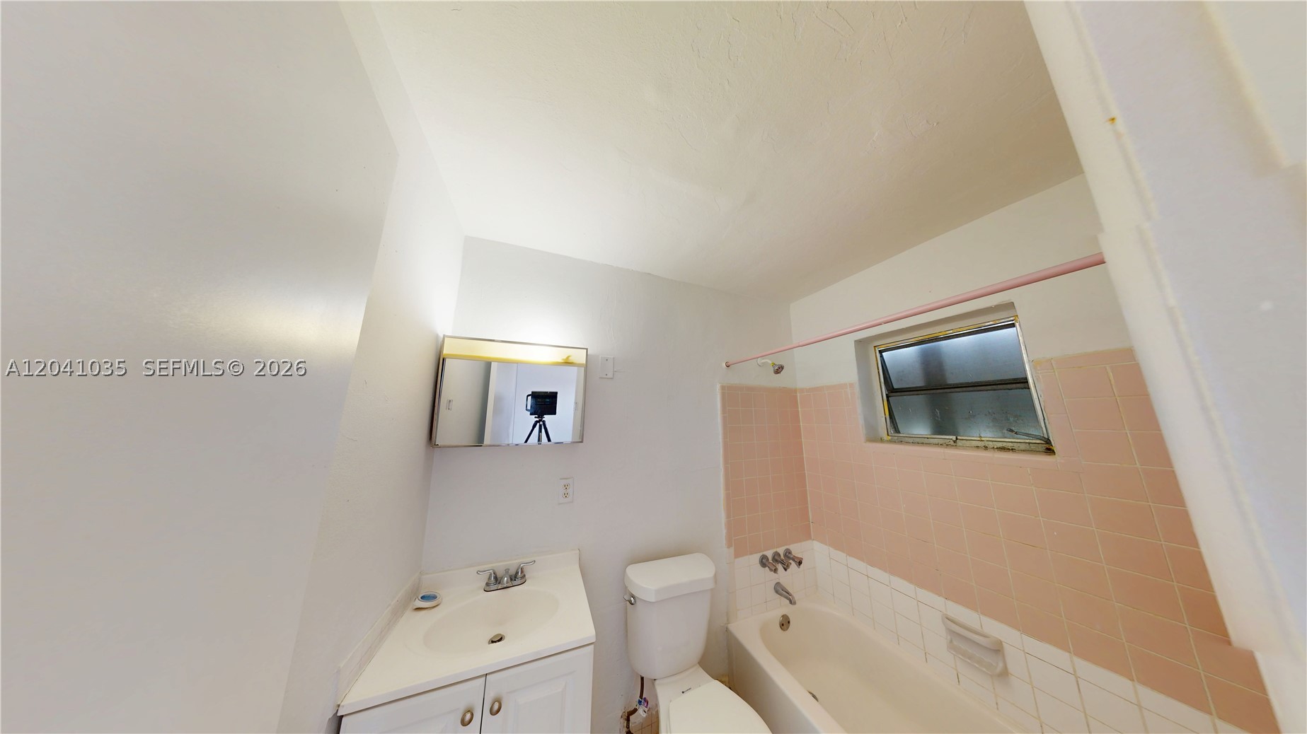 6811 SW 16th St, Miami FL 33155