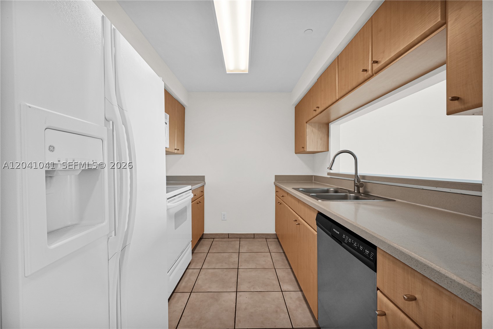2475 Brickell Ave #703, Miami FL 33129