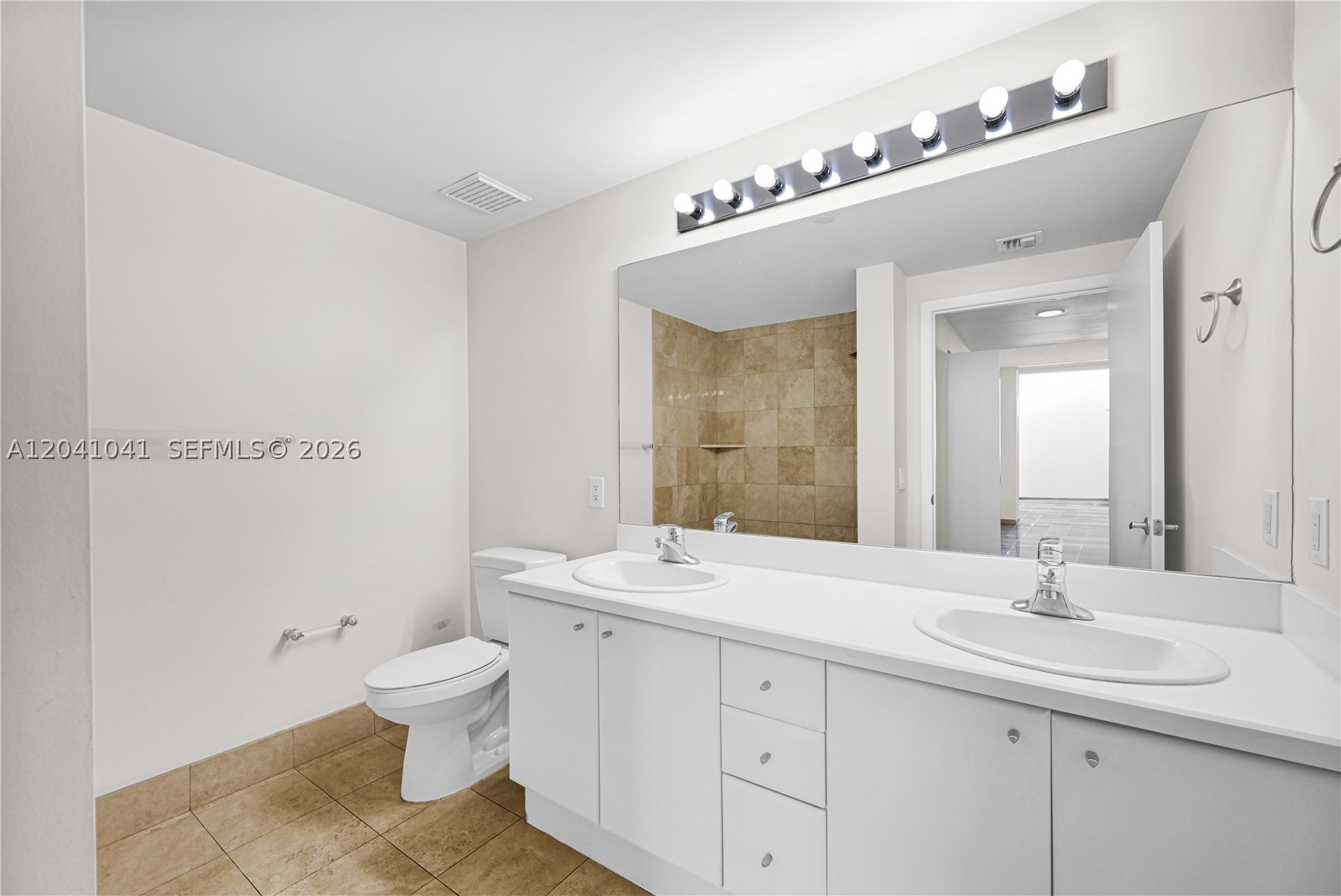 2475 Brickell Ave #703, Miami FL 33129