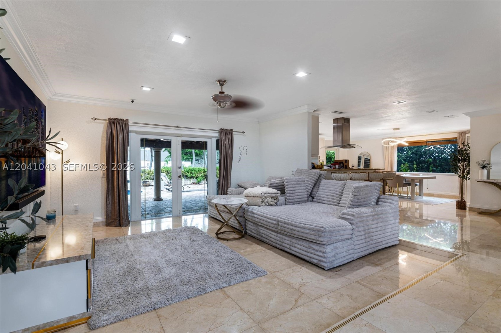 3220 NE 164th St, North Miami Beach FL 33160