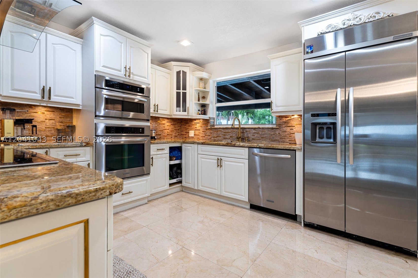 3220 NE 164th St, North Miami Beach FL 33160