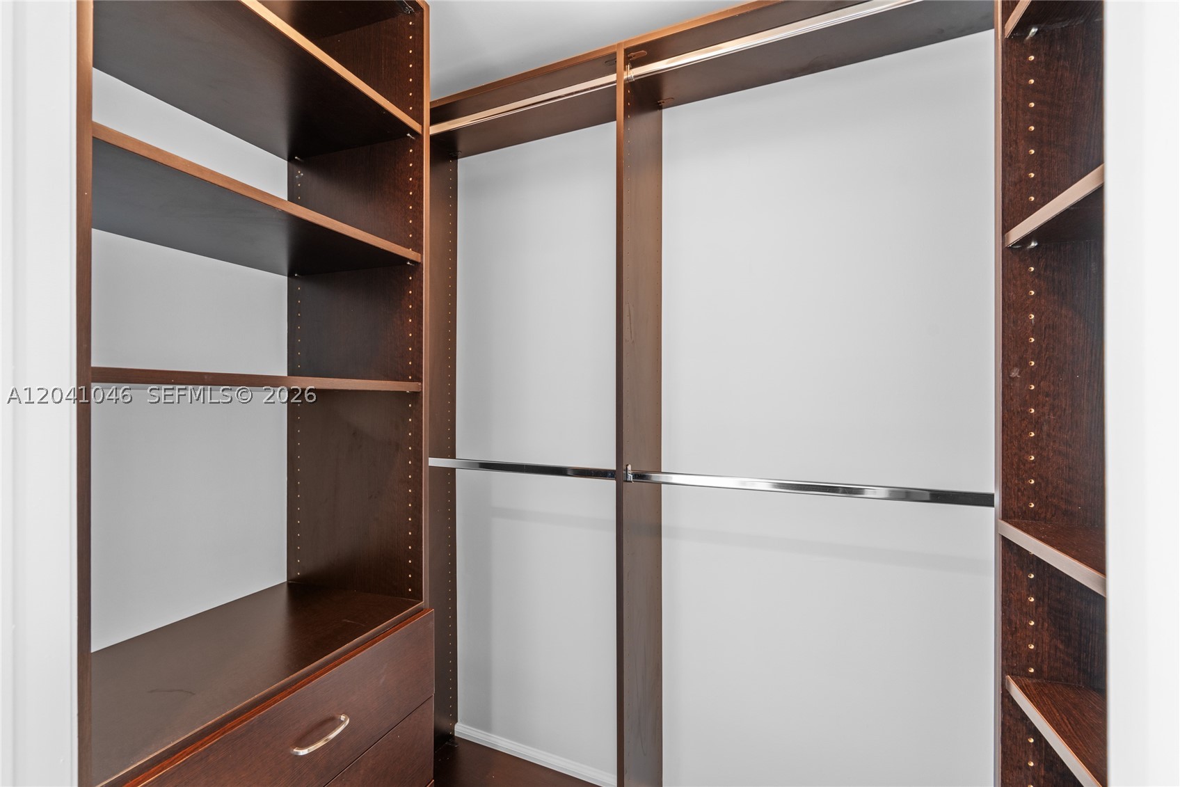 495 Brickell Ave #BAY807, Miami FL 33131