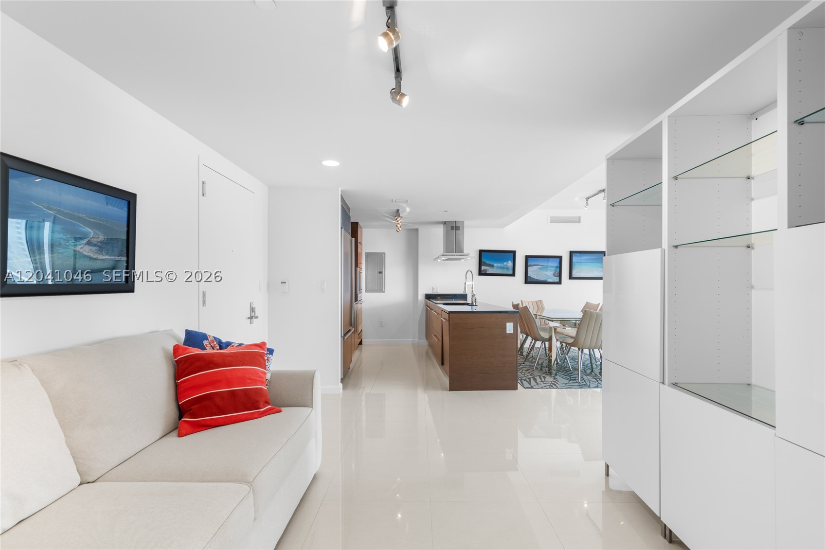 495 Brickell Ave #BAY807, Miami FL 33131