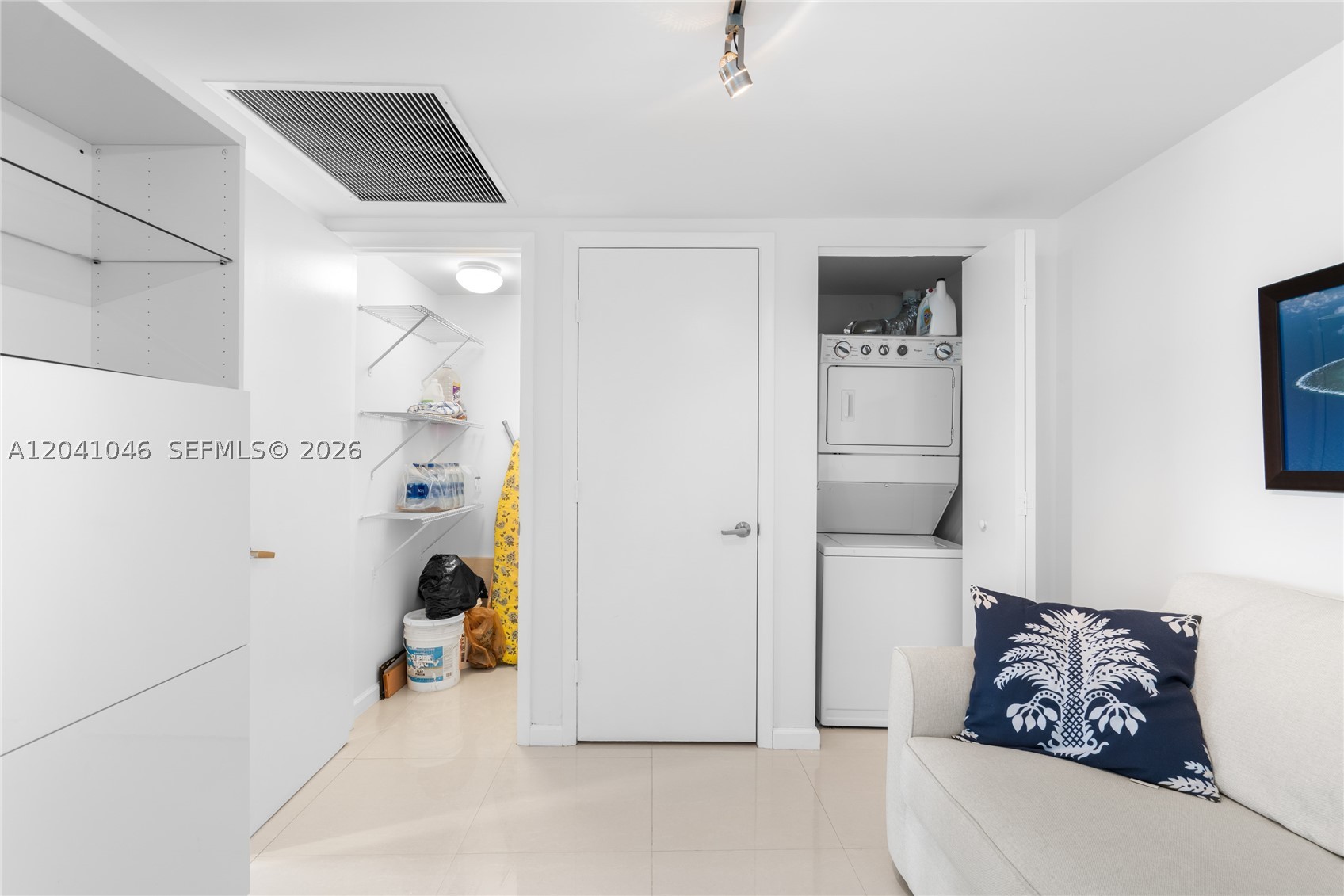 495 Brickell Ave #BAY807, Miami FL 33131