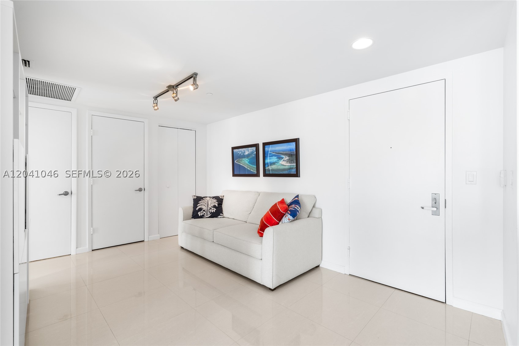 495 Brickell Ave #BAY807, Miami FL 33131
