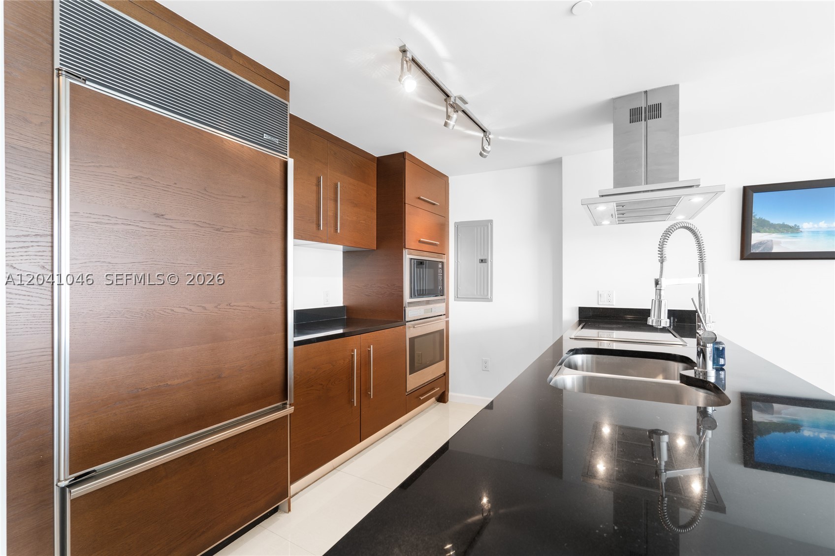 495 Brickell Ave #BAY807, Miami FL 33131