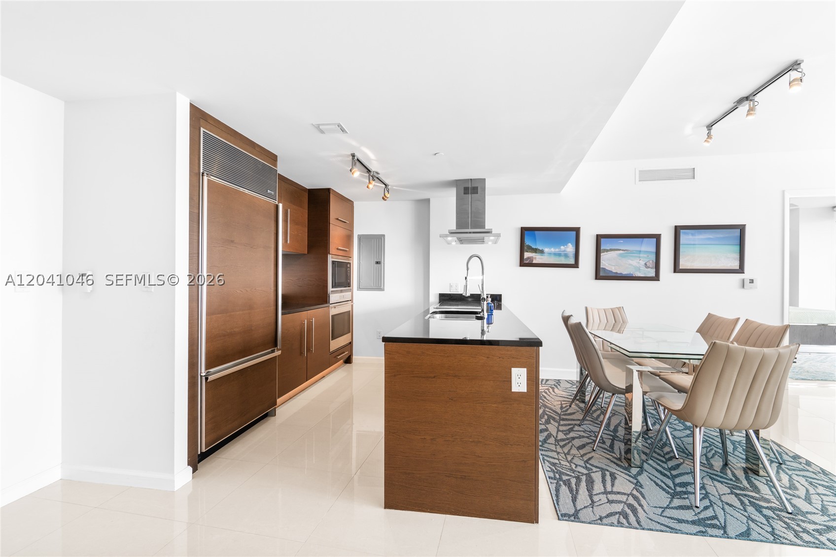 495 Brickell Ave #BAY807, Miami FL 33131