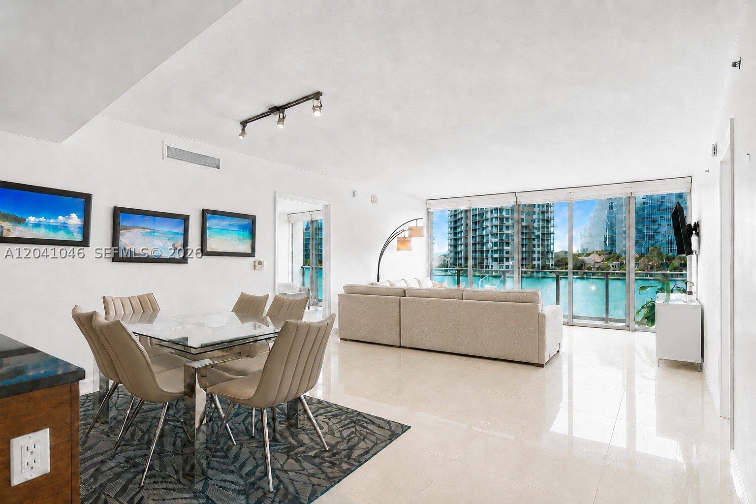 495 Brickell Ave #BAY807, Miami FL 33131