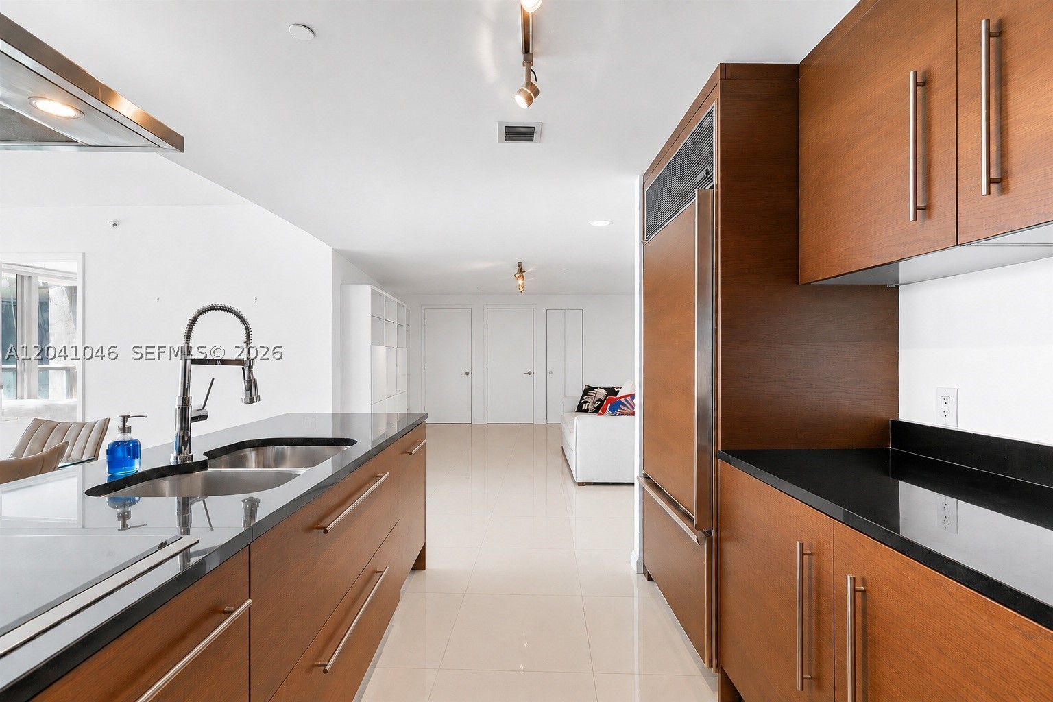 495 Brickell Ave #BAY807, Miami FL 33131