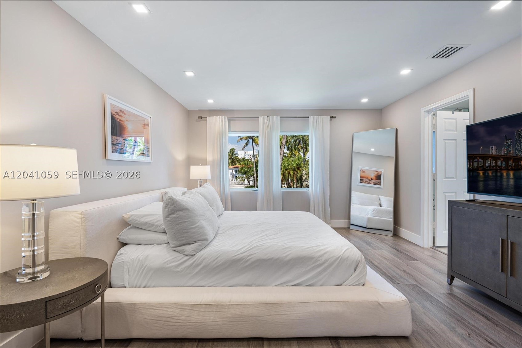 20940 NE 31st Pl, Aventura FL 33180