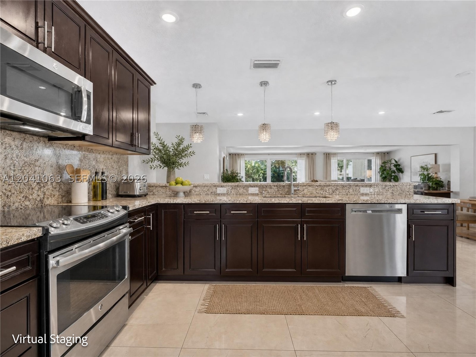 16641 Royal Poinciana Dr, Weston FL 33326