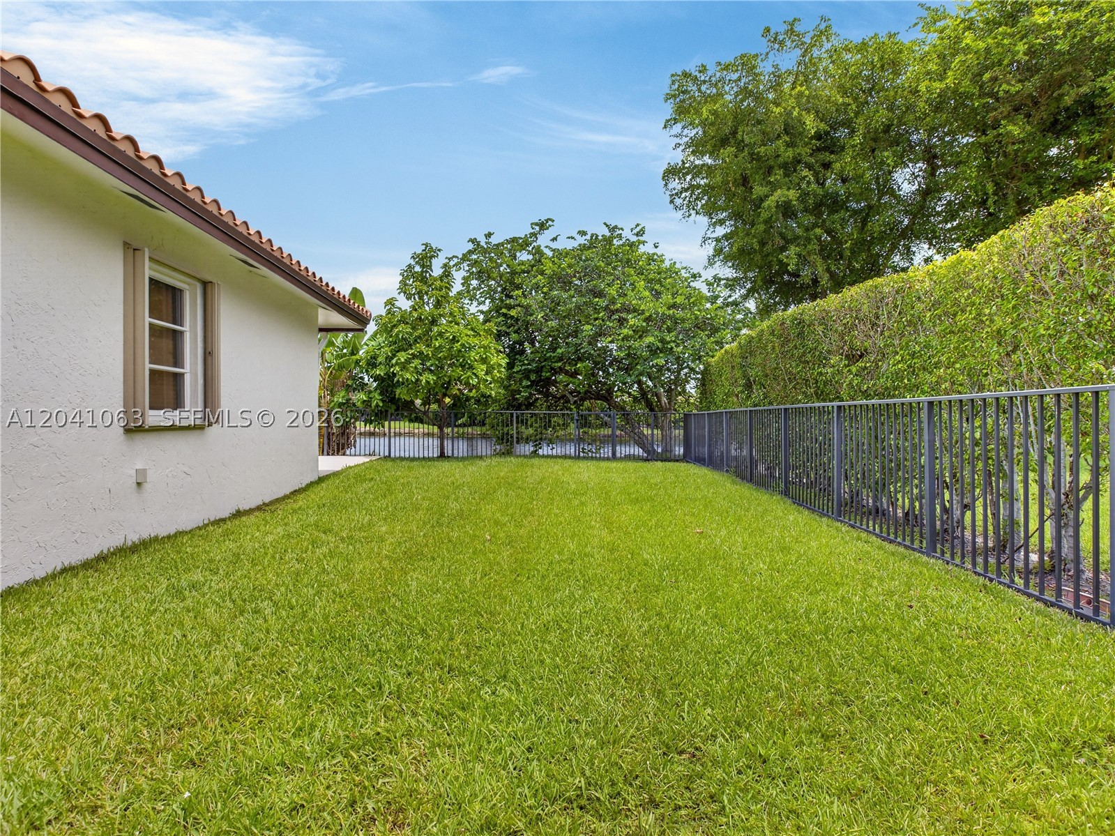16641 Royal Poinciana Dr, Weston FL 33326
