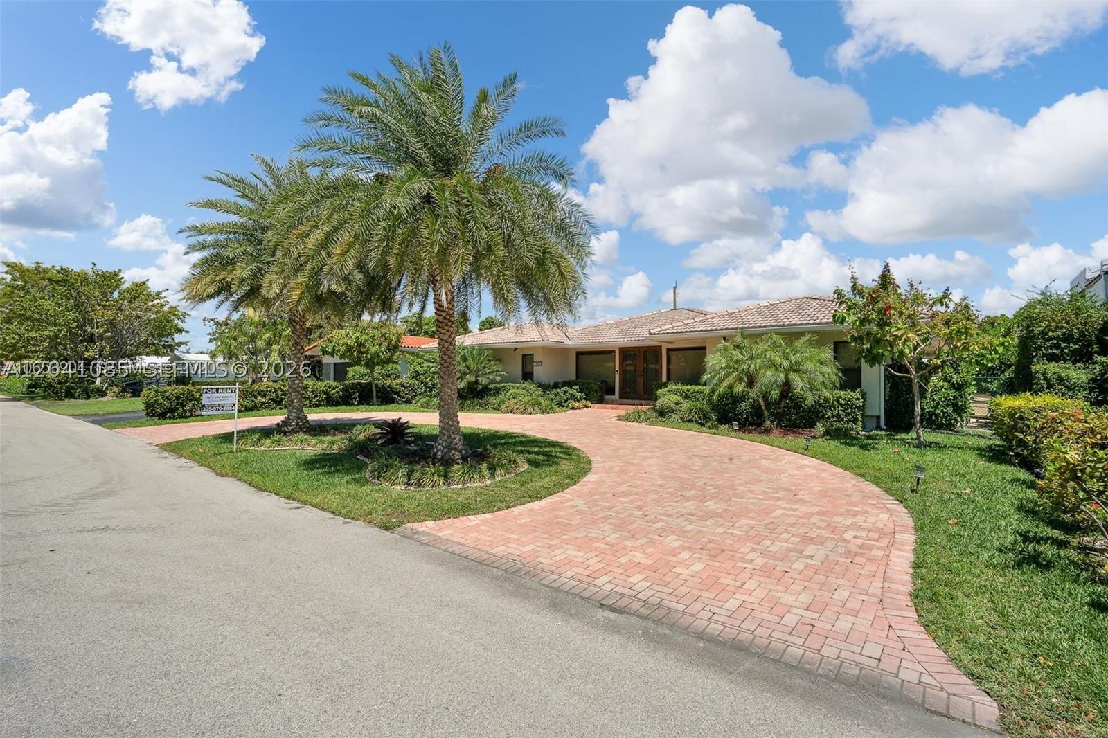 2255 NE 120th St, North Miami FL 33181