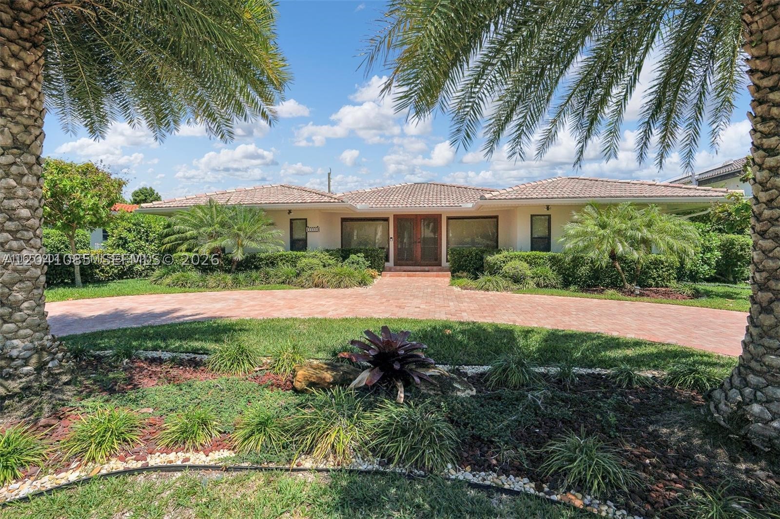 2255 NE 120th St, North Miami FL 33181