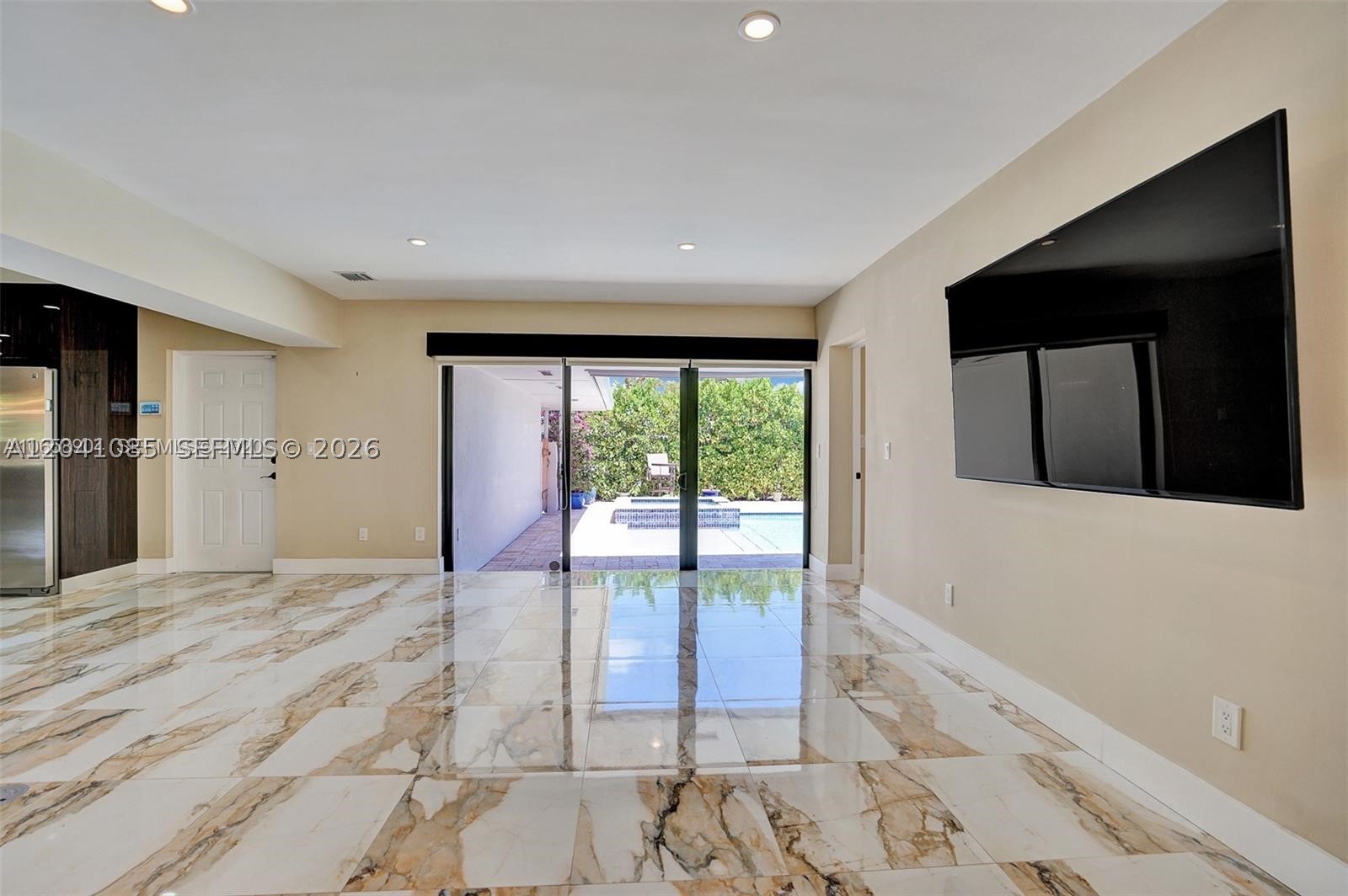 2255 NE 120th St, North Miami FL 33181