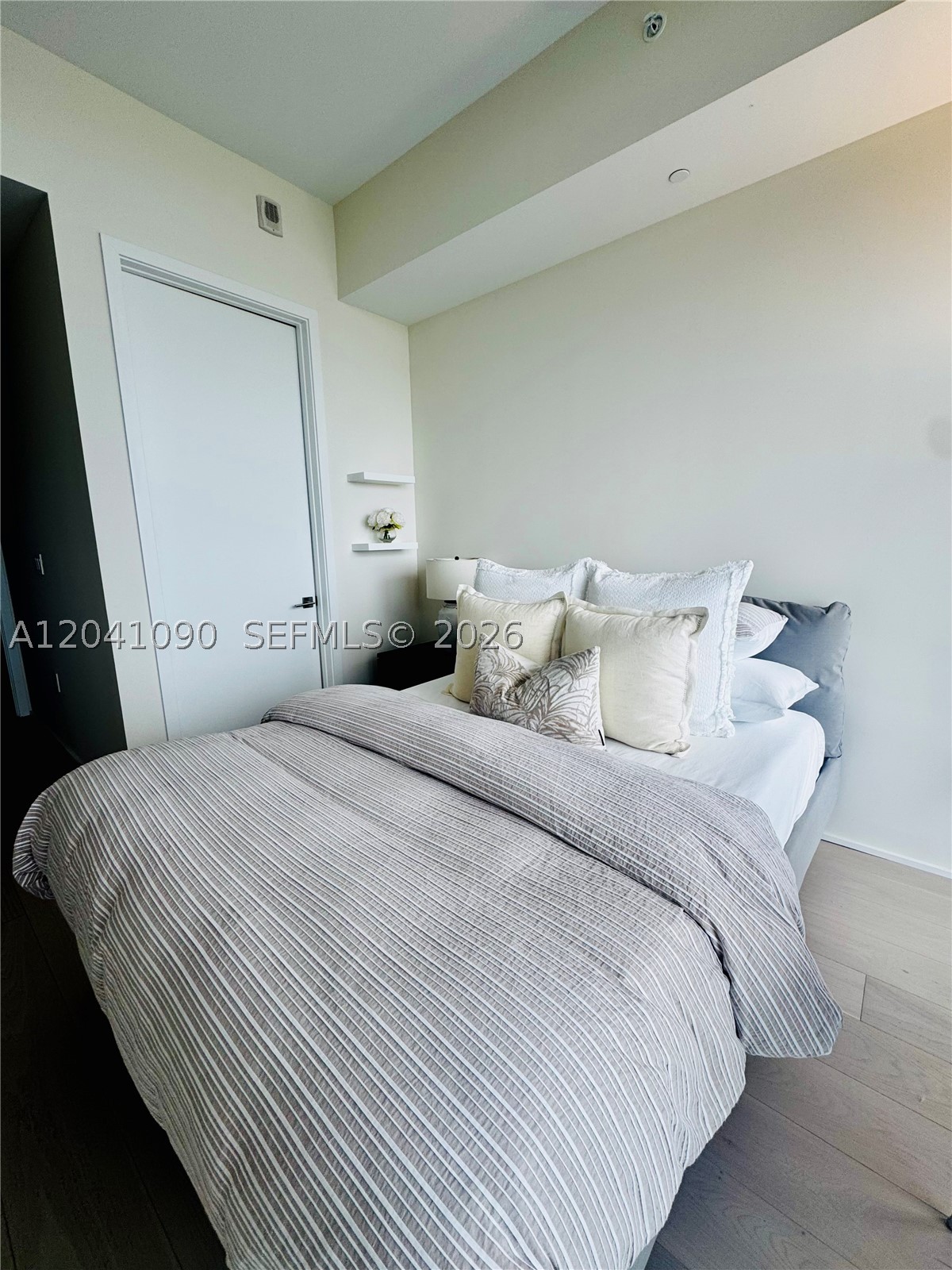 2831 S Bayshore Dr #2006, Coconut Grove FL 33133