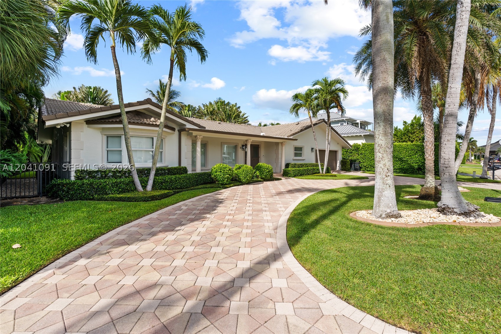 18 Eleuthera Dr, Ocean Ridge FL 33435