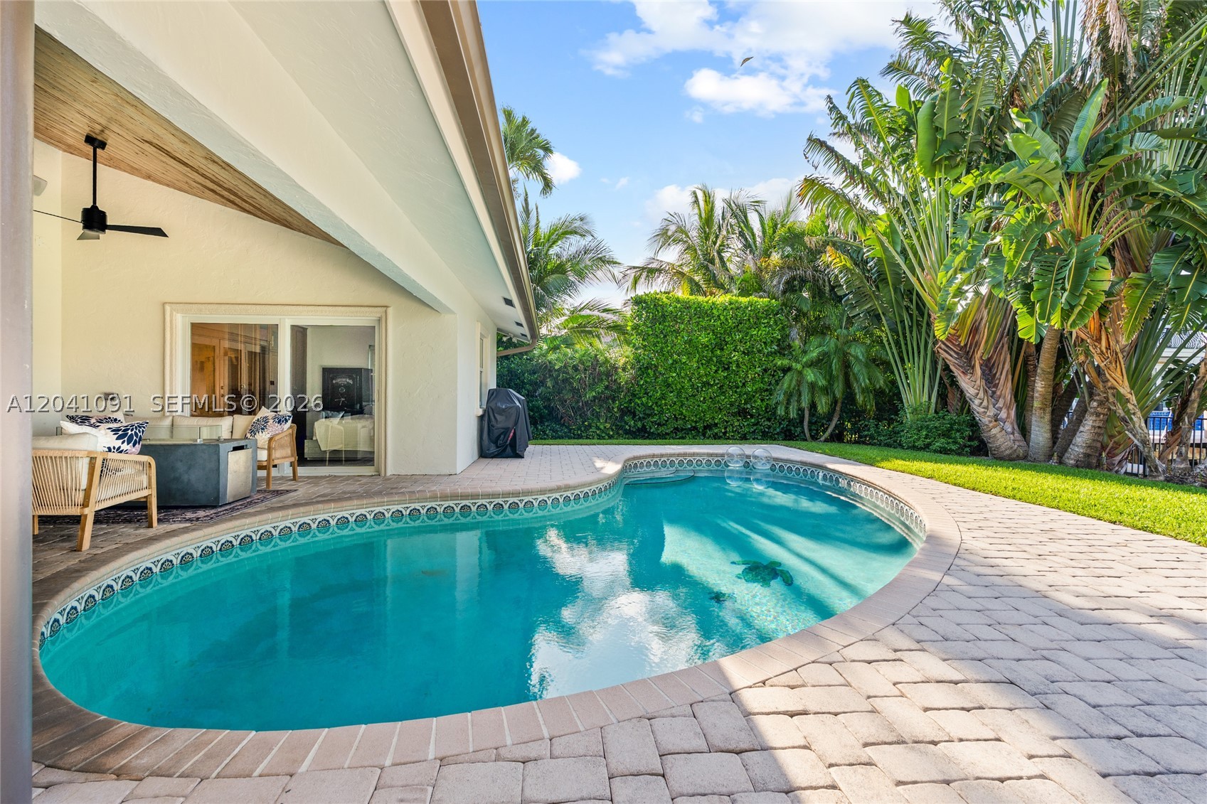 18 Eleuthera Dr, Ocean Ridge FL 33435