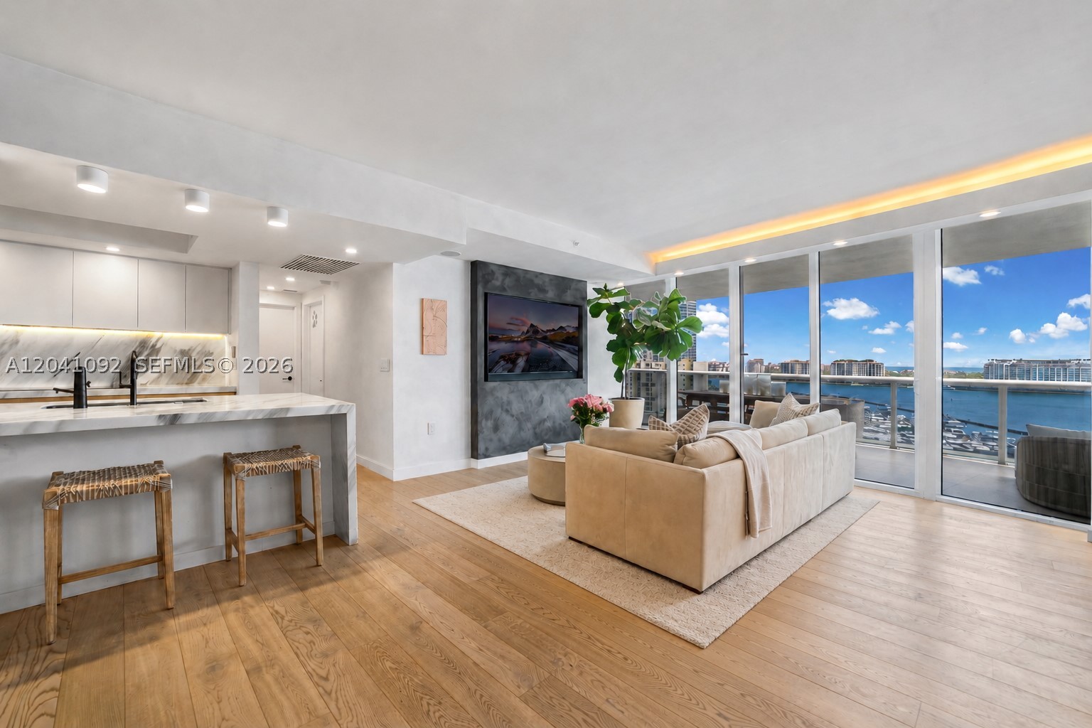 400 Alton Rd #1206, Miami Beach FL 33139