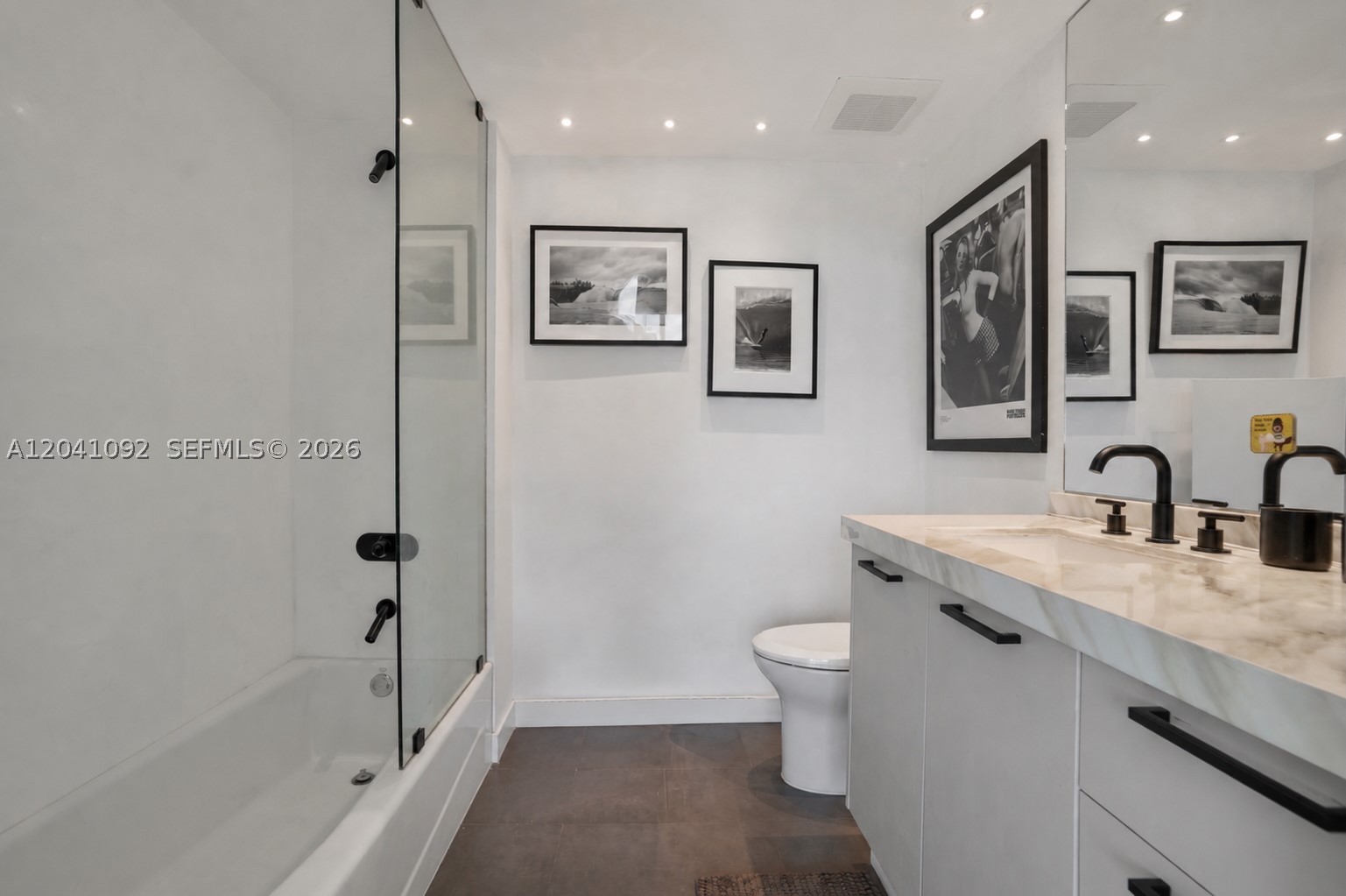 400 Alton Rd #1206, Miami Beach FL 33139