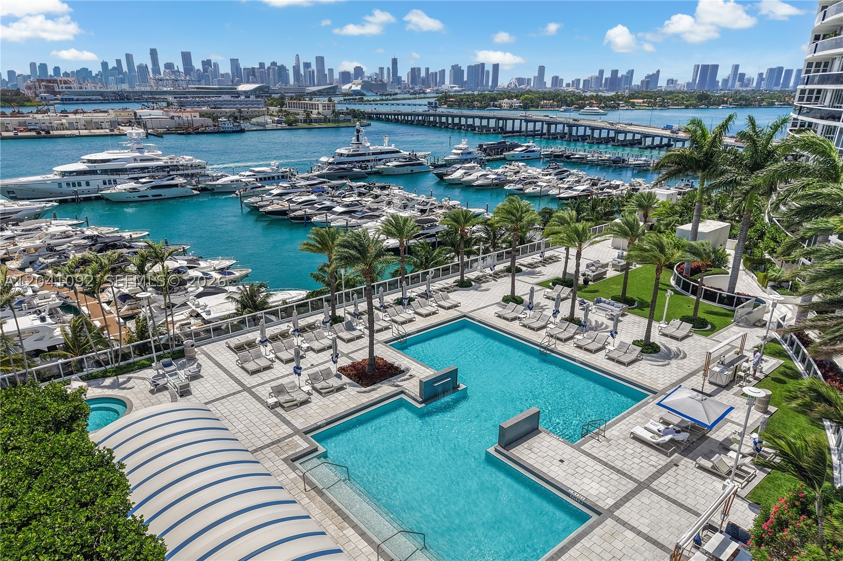 400 Alton Rd #1206, Miami Beach FL 33139