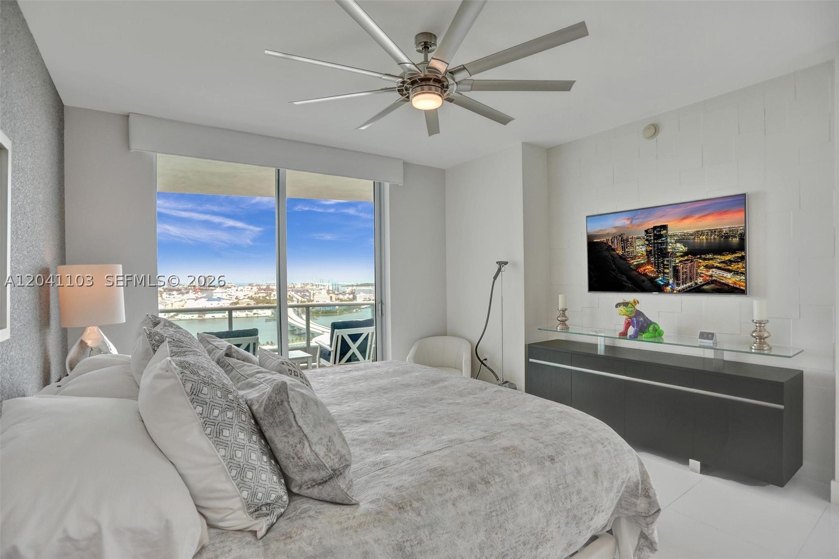 900 Biscayne Blvd #2901, Miami FL 33132