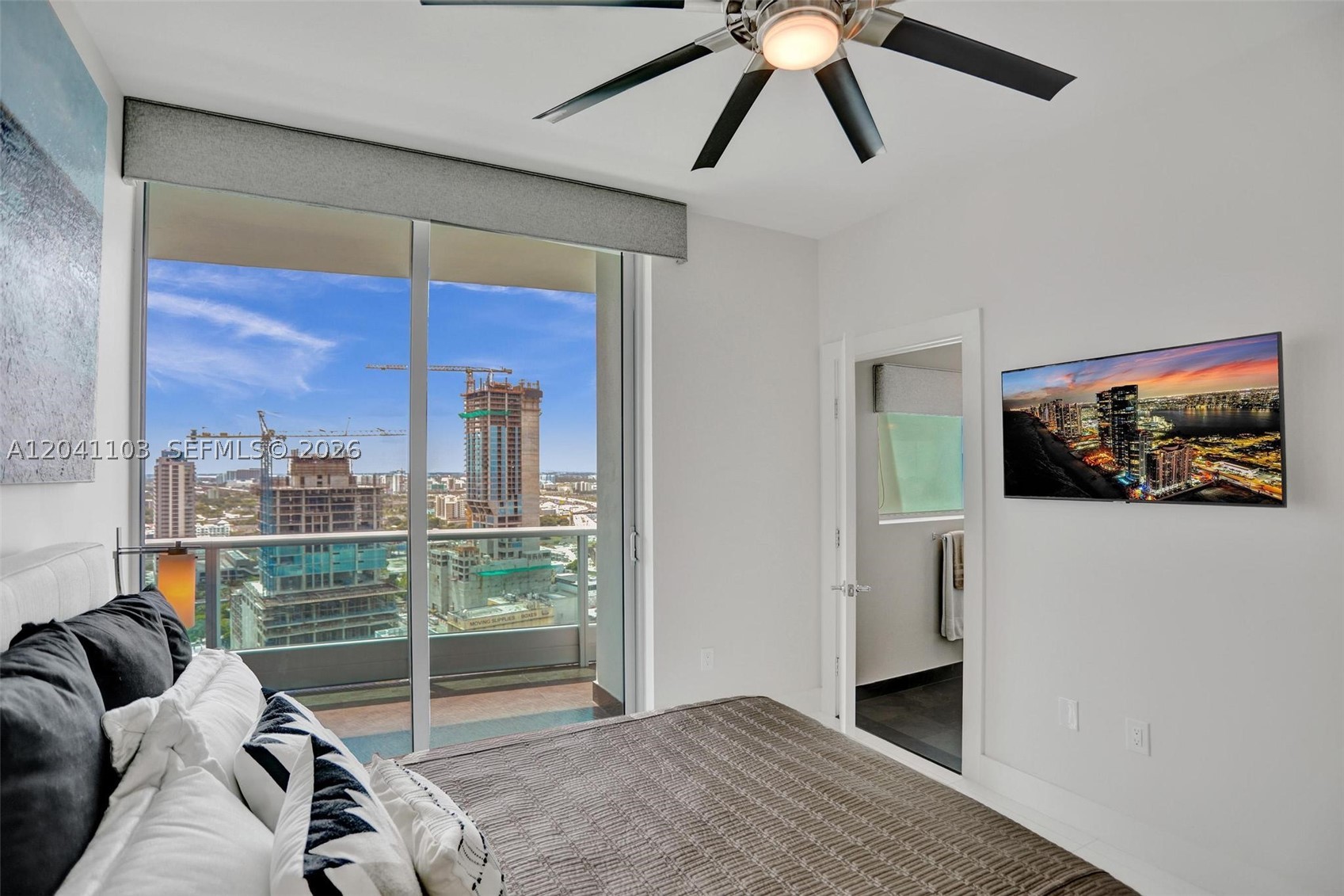 900 Biscayne Blvd #2901, Miami FL 33132