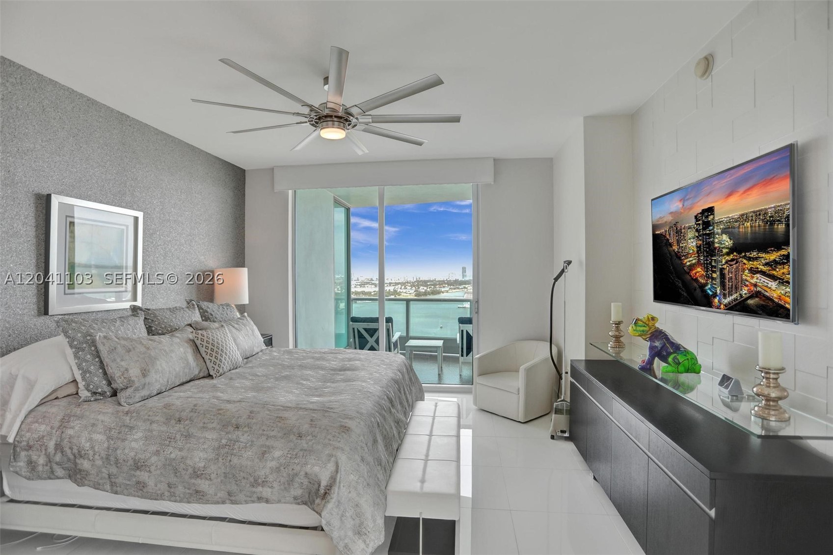 900 Biscayne Blvd #2901, Miami FL 33132