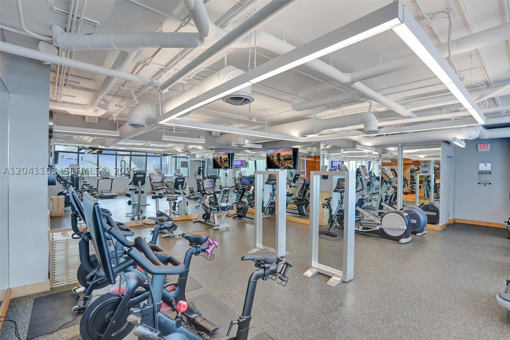 900 Biscayne Blvd #2901, Miami FL 33132