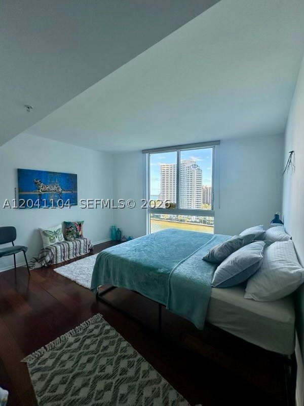 325 S Biscayne Blvd #1523, Miami FL 33131