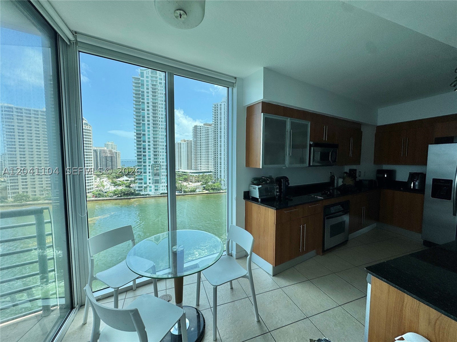 325 S Biscayne Blvd #1523, Miami FL 33131